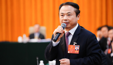 两会季丨今年，，，，，，，张天任代表提交议案4件，，，，，，，聚焦这些方面！